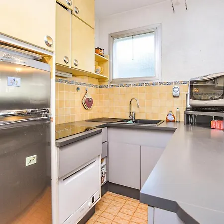 Nice Apartment In Cannes With Swimming Pool * Cannes